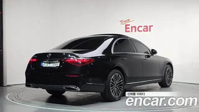 Mercedes-Benz S-Class 2025 — ფოტო 16/34