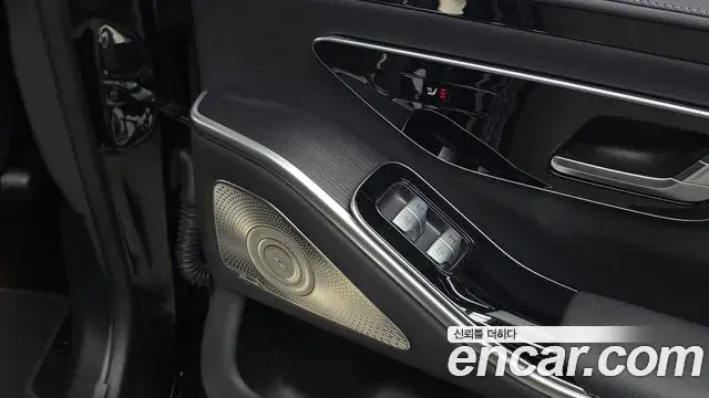 Mercedes-Benz S-Class 2025 — ფოტო 34/34