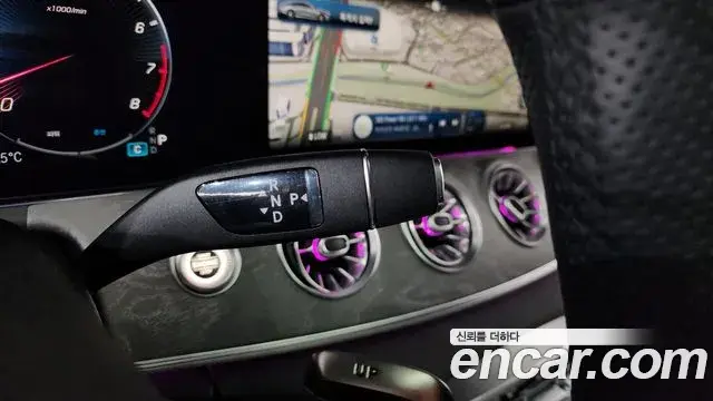 Mercedes-Benz AMG GT 2024 — Şəkil 28/36