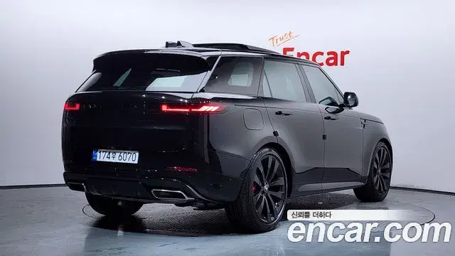 Land Rover Range Rover Sport 2025 — ფოტო 29/37