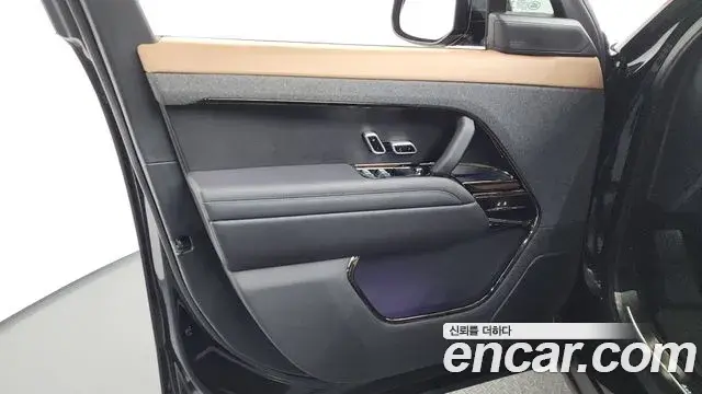 Land Rover Range Rover Sport 2025 — ფოტო 31/37