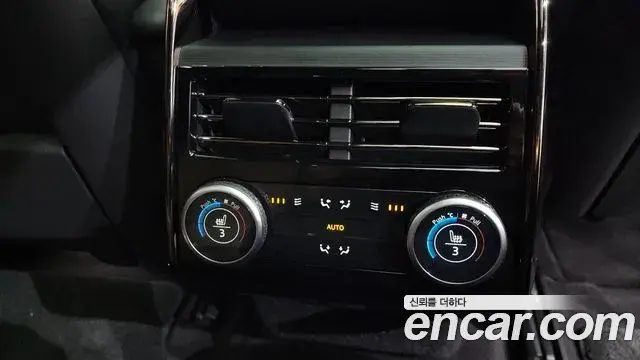 Land Rover Range Rover Sport 2025 — ფოტო 28/37
