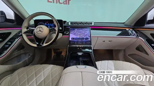 Mercedes-Benz S-Class 2022 — Photo 22/35
