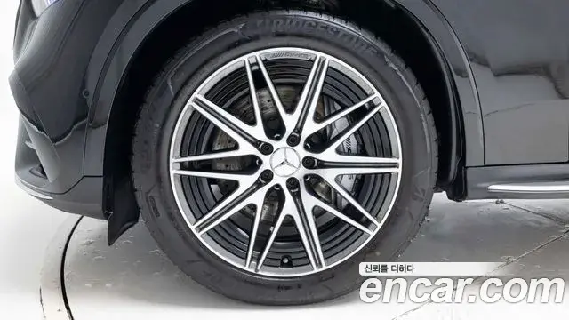 Mercedes-Benz GLC-Class 2025 — Şəkil 4/20