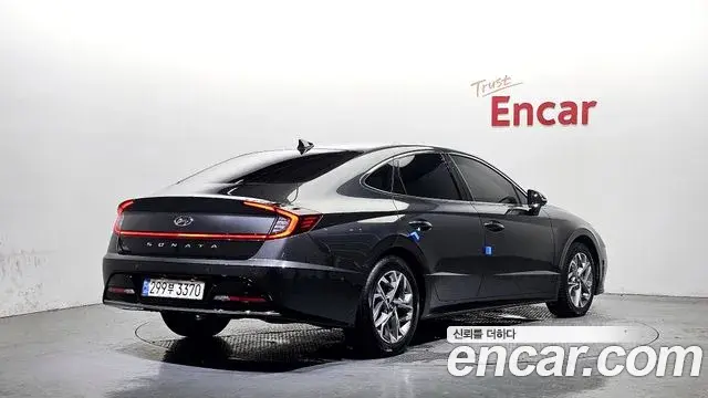 Hyundai Sonata 2022 — Фото 2/20