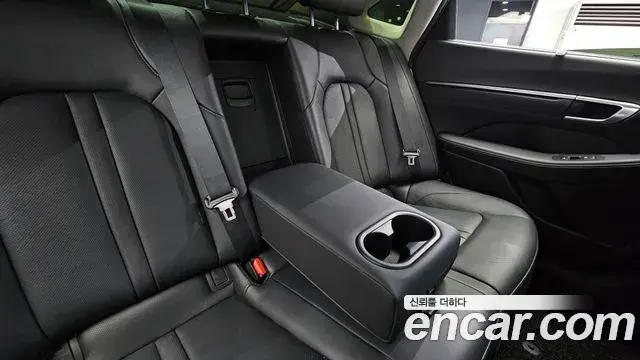 Hyundai Sonata 2022 — Фото 12/20
