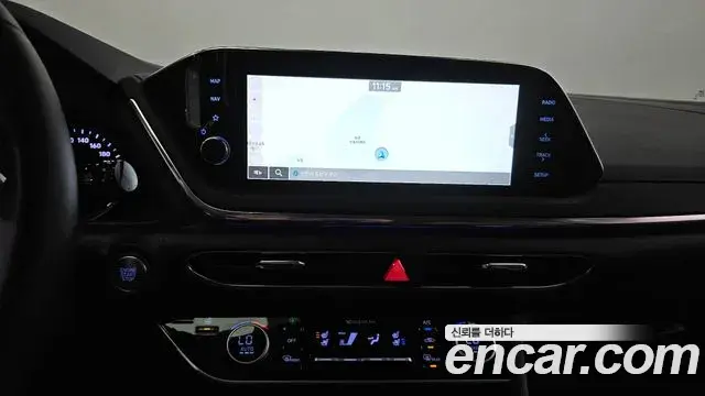 Hyundai Sonata 2022 — Фото 14/20