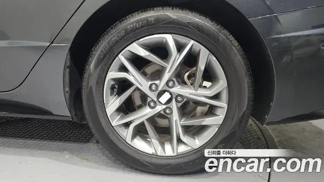 Hyundai Sonata Hybrid 2022 — Şəkil 7/34