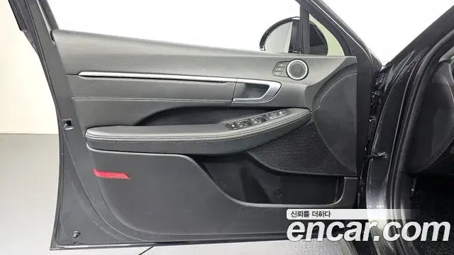 Hyundai Sonata Hybrid 2022 — Şəkil 10/34