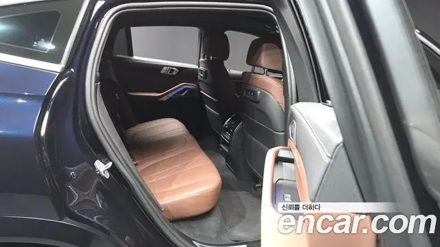 BMW X6 2022 — Photo 12/20