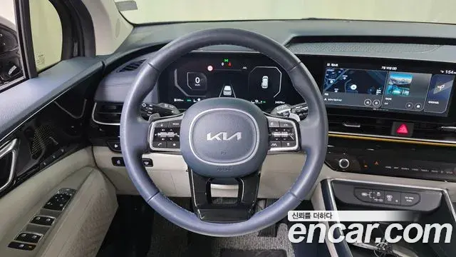 Kia Carnival 2024 — Фото 15/20