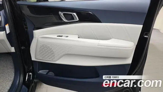 Kia Carnival 2024 — Şəkil 19/31
