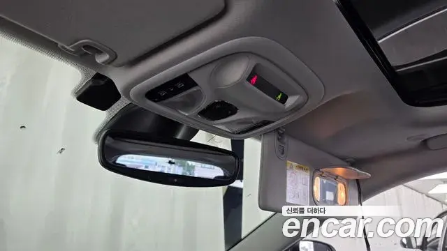 Jeep Cherokee 2020 — Photo 21/36