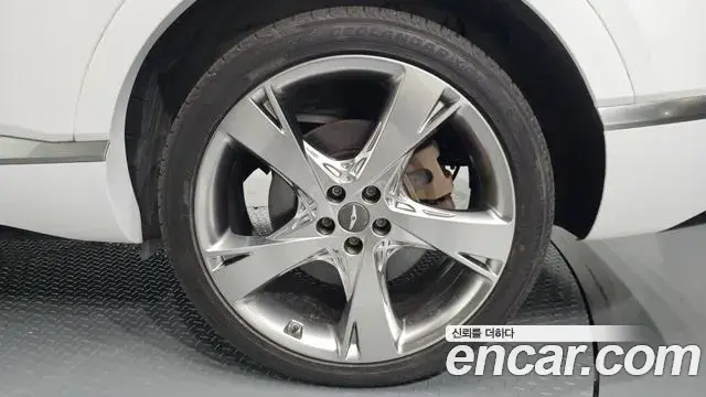 Genesis GV80 2020 — ფოტო 19/36