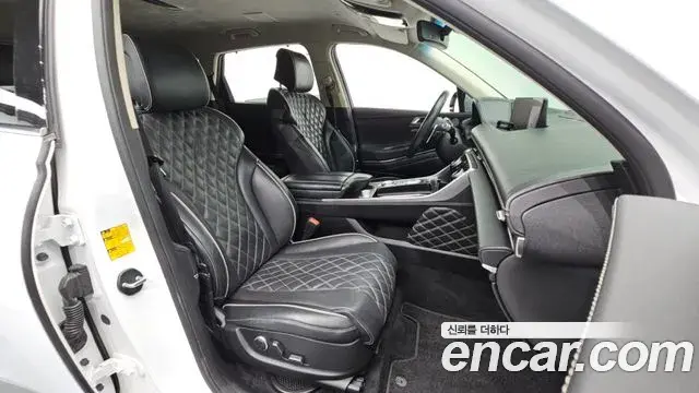 Genesis GV80 2020 — ფოტო 24/36