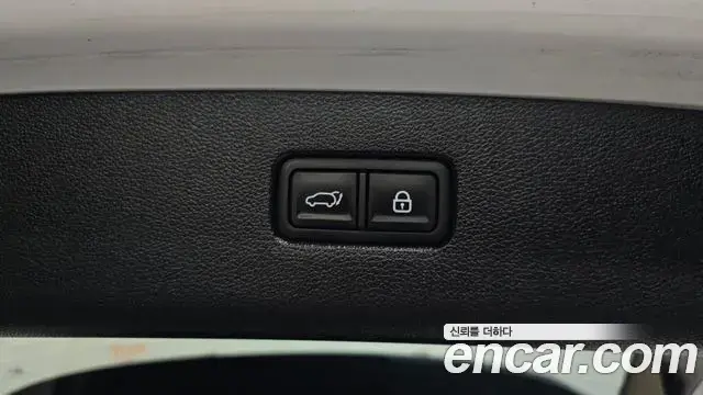 Genesis GV80 2020 — ფოტო 21/36