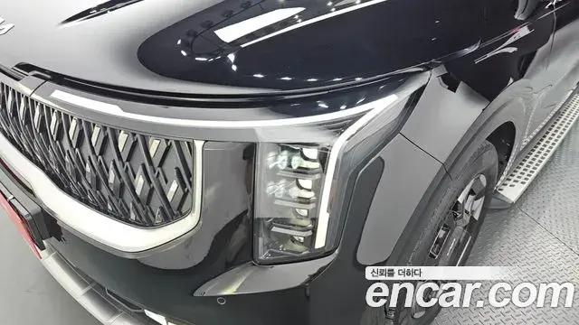 Kia Carnival 2025 — ფოტო 32/34