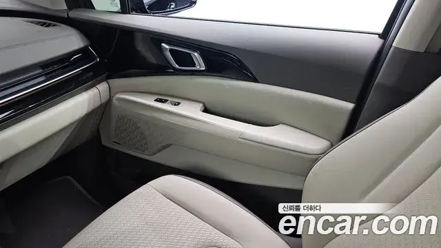 Kia Carnival 2025 — ფოტო 19/34