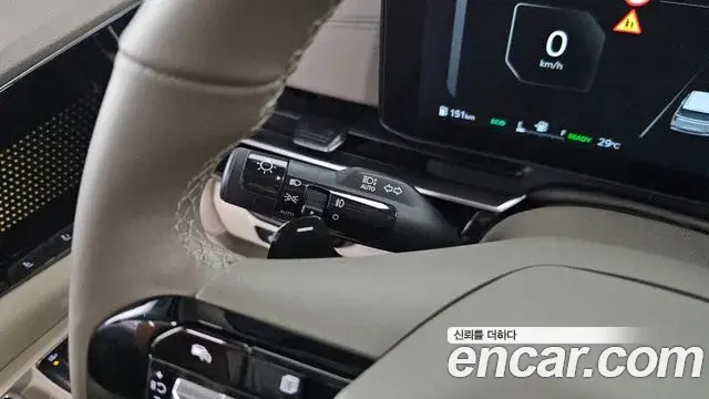 Kia Carnival 2025 — ფოტო 11/34