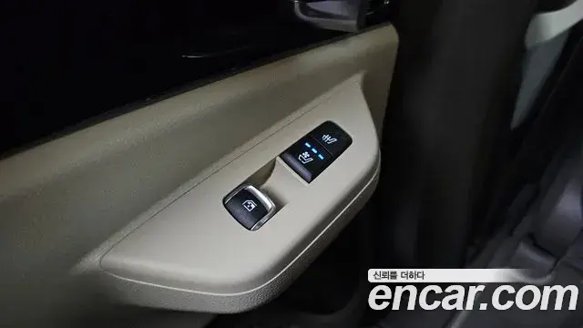 Kia Carnival 2025 — ფოტო 23/34