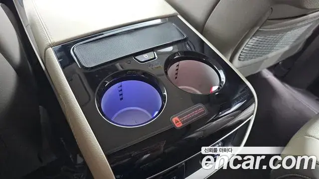 Kia Carnival 2025 — ფოტო 12/34