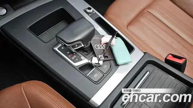 Audi Q5 2022 — Фото 9/20