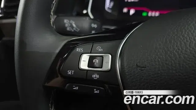 Volkswagen Jetta 2021 — Photo 15/20