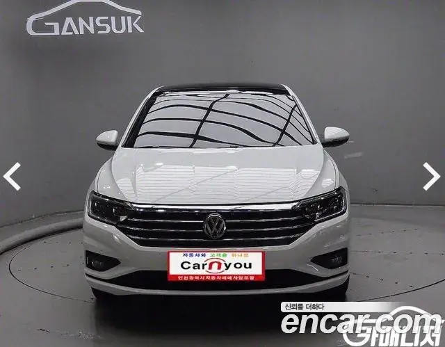 Volkswagen Jetta 2020 — Photo 2/20