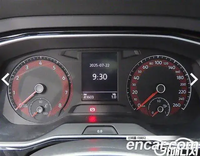 Volkswagen Jetta 2020 — Photo 1/20