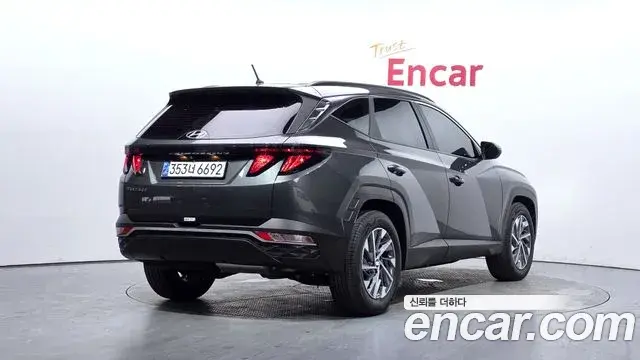 Hyundai The New Tucson 2022 — Фото 2/20