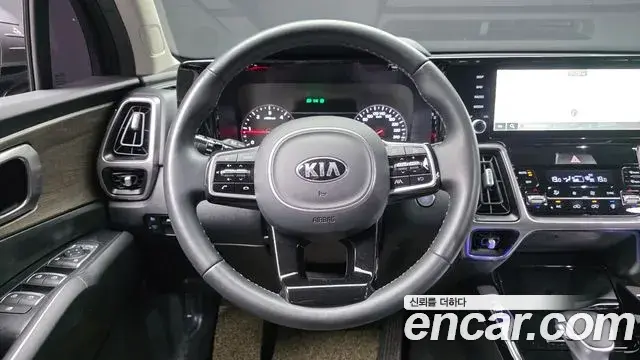 Kia Sorento 2021 — Фото 13/20