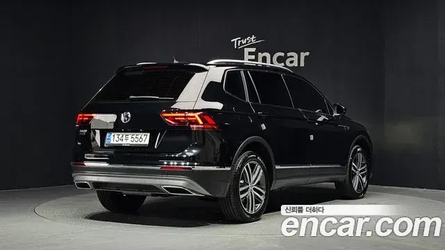 Volkswagen Tiguan Allspace 2020 — ფოტო 1/20