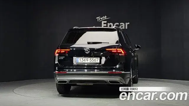 Volkswagen Tiguan Allspace 2020 — ფოტო 20/20