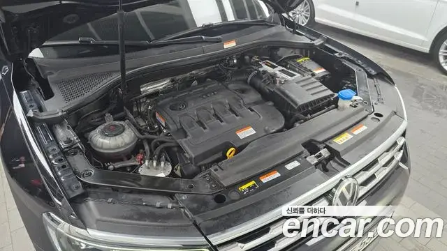 Volkswagen Tiguan Allspace 2020 — ფოტო 17/20