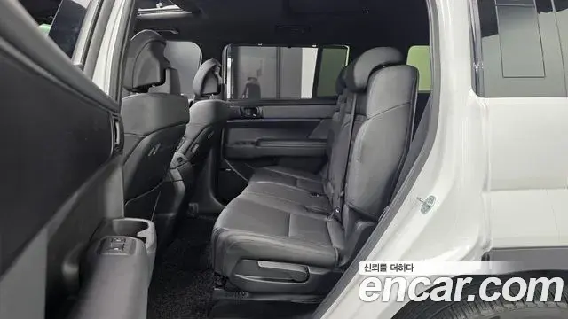 Hyundai Santa Fe 2023 — Фото 11/20