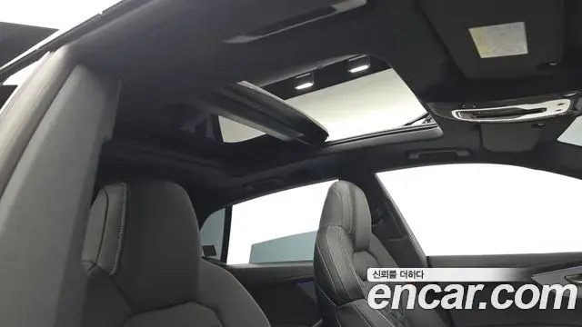 Audi Q8 2024 — Photo 16/20