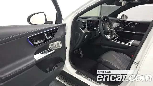 Mercedes-Benz GLC-Class 2024 — ფოტო 19/32