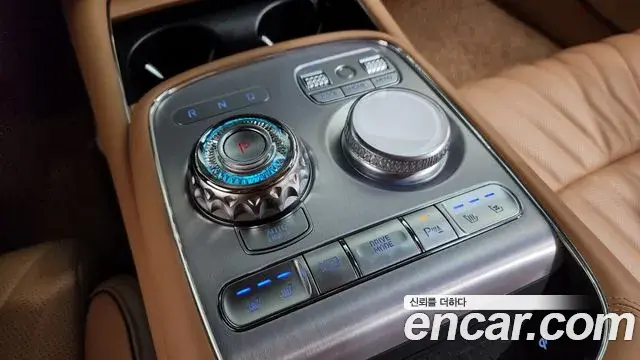 Genesis G90 2023 — Şəkil 18/38
