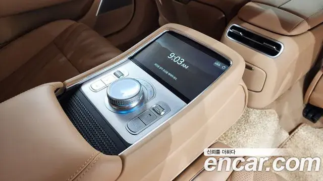 Genesis G90 2023 — Şəkil 30/38