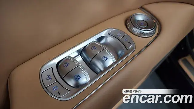 Genesis G90 2023 — Şəkil 26/38