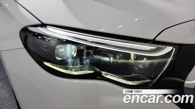 Mercedes-Benz E-Class 2024 — Şəkil 10/33