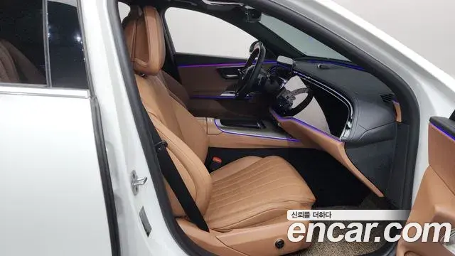 Mercedes-Benz E-Class 2024 — Şəkil 17/33