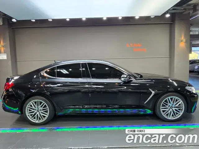 Genesis G70 2018 — Şəkil 6/17