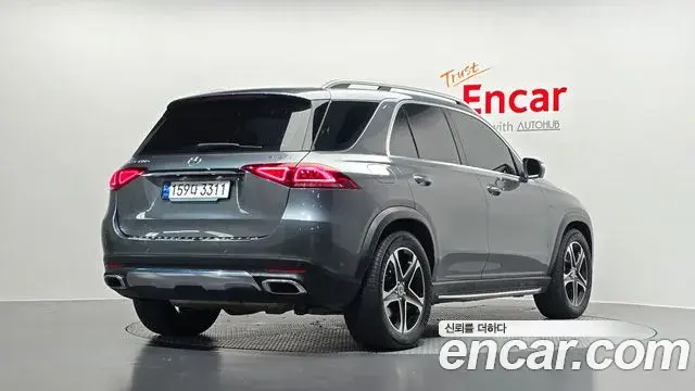 Mercedes-Benz GLE-Class 2021 — Фото 2/20