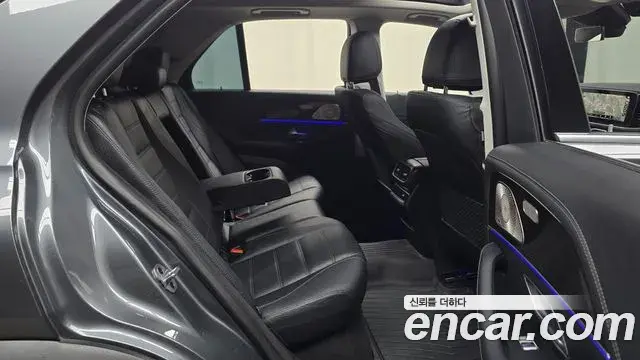Mercedes-Benz GLE-Class 2021 — Фото 11/20