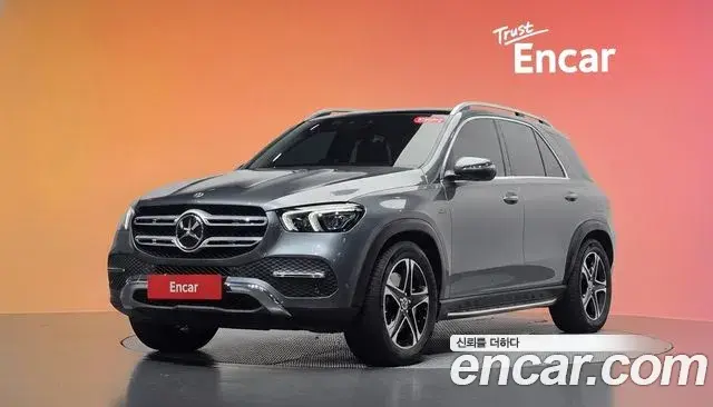 Mercedes-Benz GLE-Class 2021 — Фото 1/20