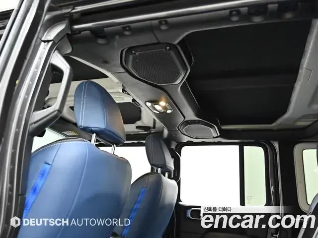 Jeep Wrangler 2019 — ფოტო 6/20