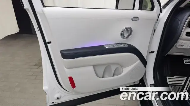Hyundai Palisade 2025 — ფოტო 32/34