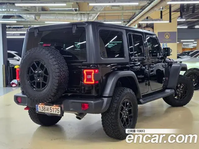 Jeep Wrangler 2024 — Photo 19/20