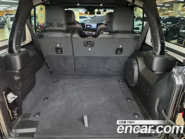 Jeep Wrangler 2024 — Photo 13/20